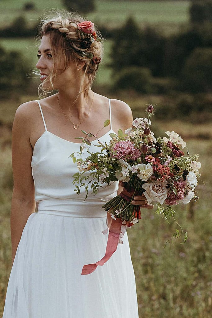 bridal-bouquet-country-burgandy-and-pink